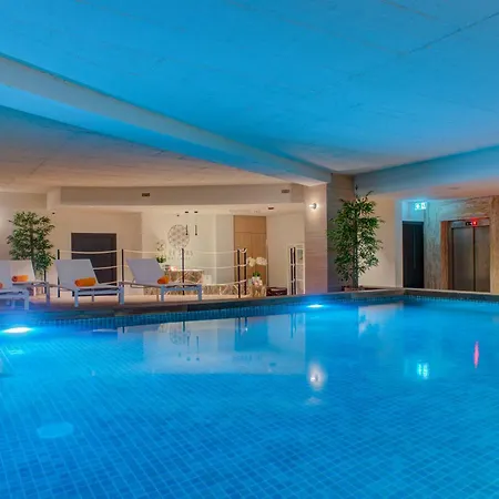 Noru Malta - Adults Only